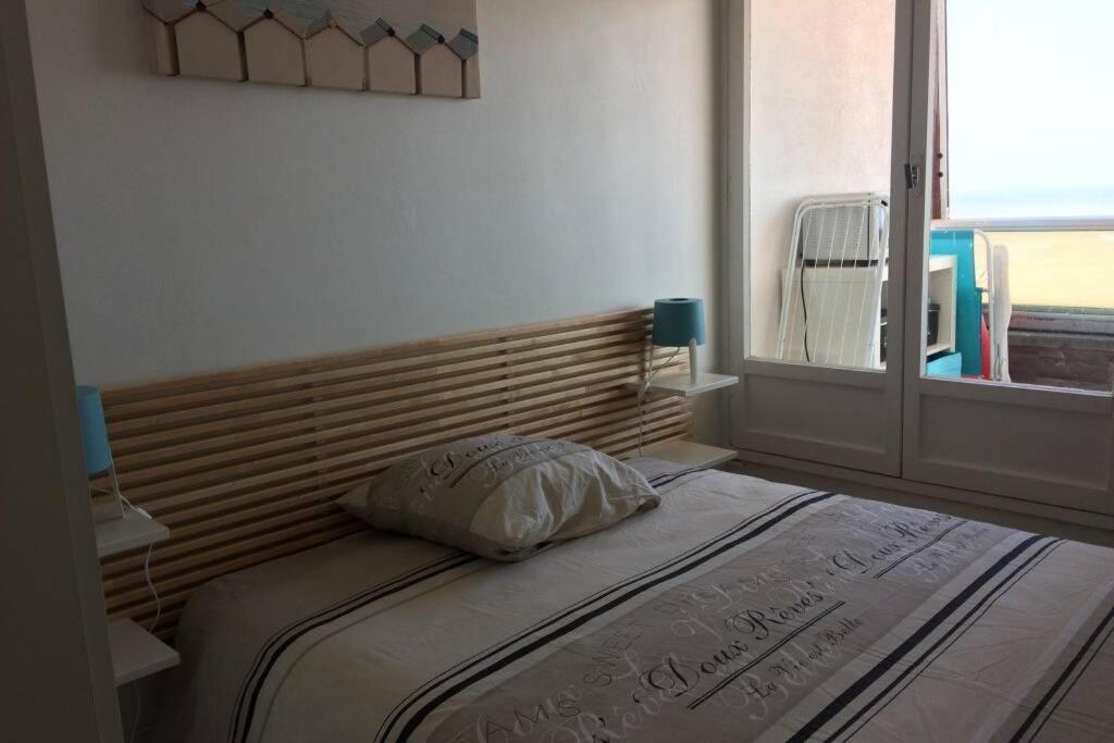 Appartement T2 Avec Vue Sur Mer Directe ! Courseulles-sur-Mer Dış mekan fotoğraf